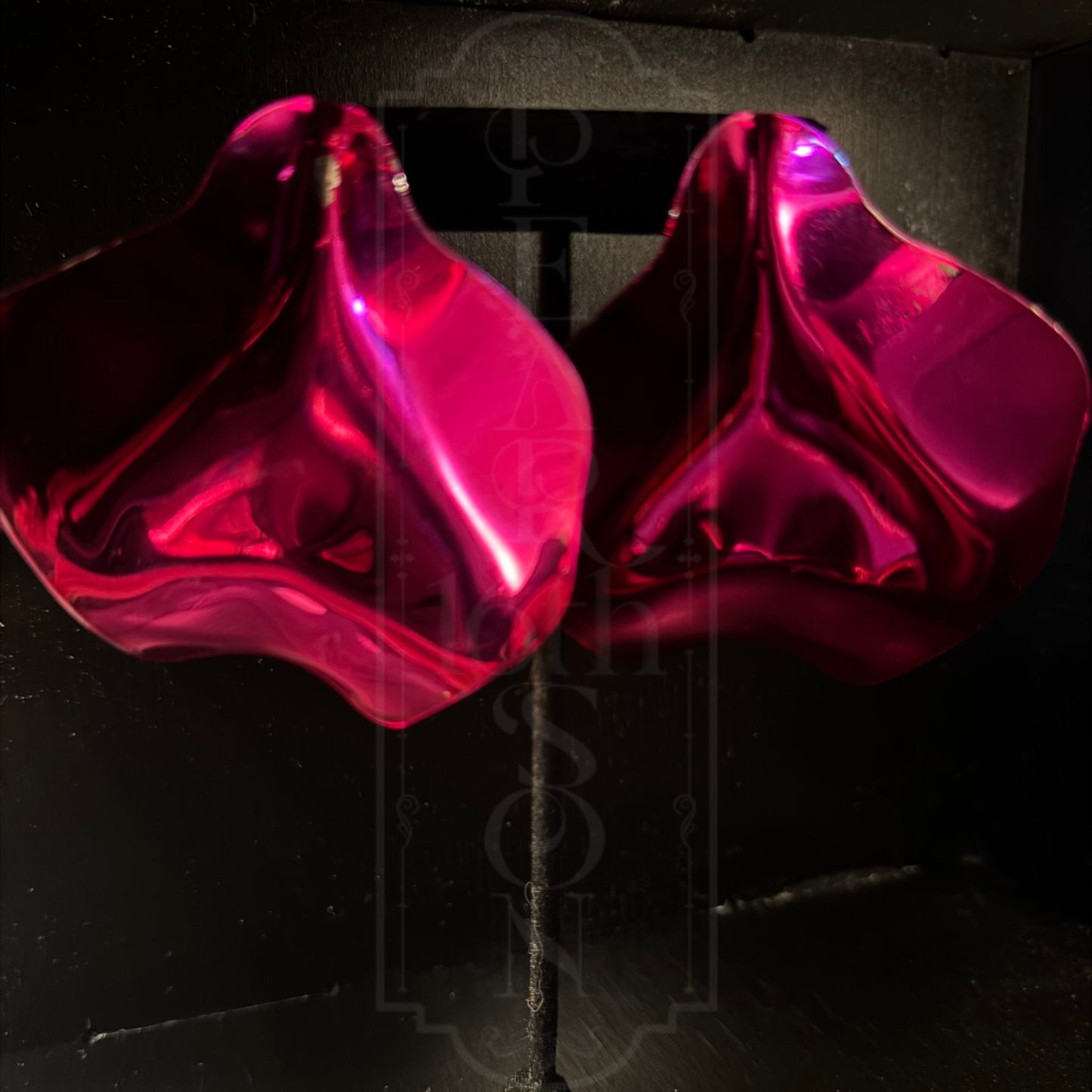 Flashback Fold Fuchsia Earrings