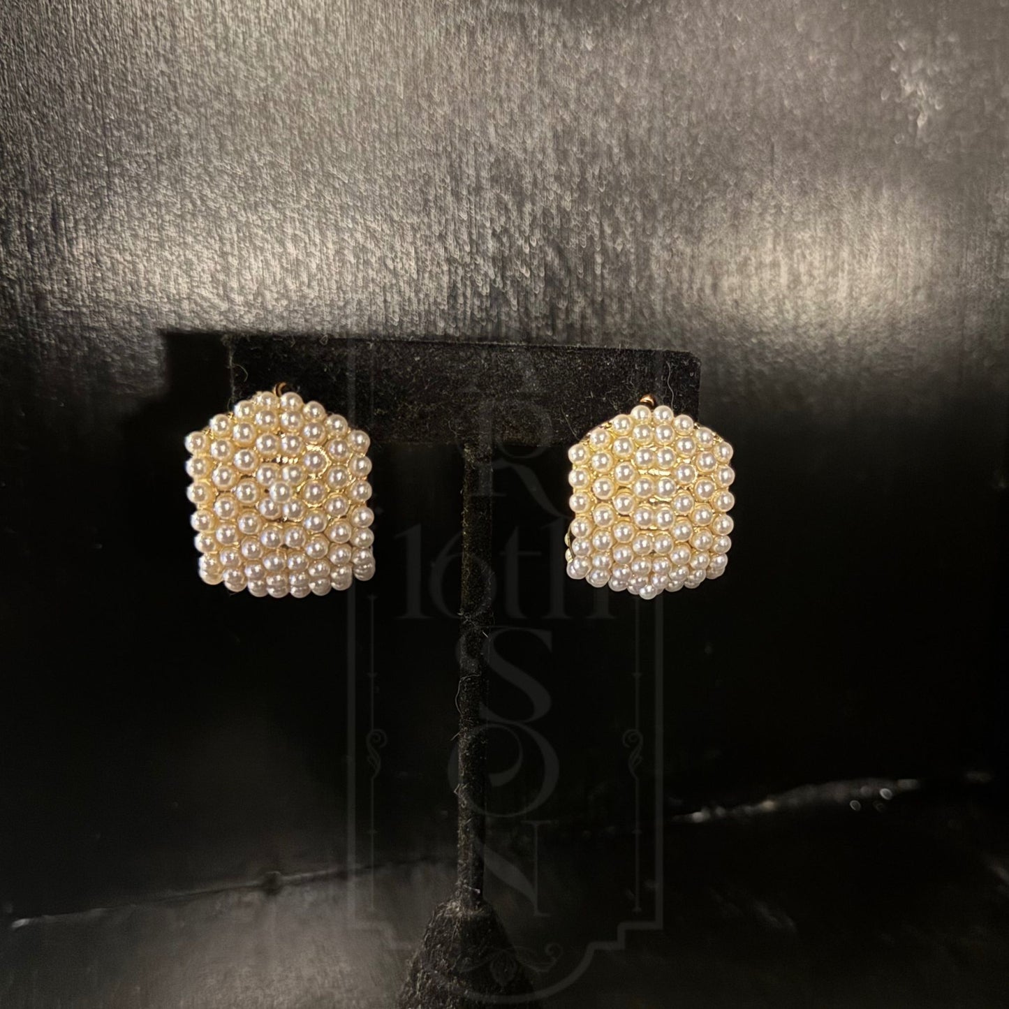 Orchid Pearl Hoops